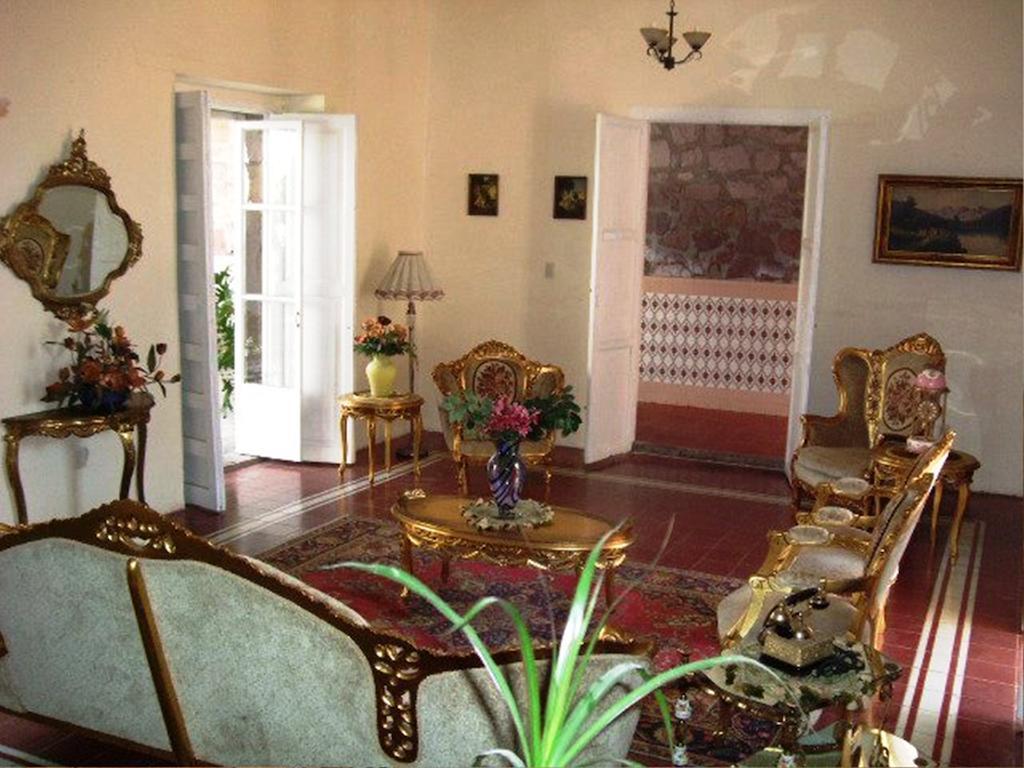 Casa Limonchelo Hotel B&B Morelia Exterior photo