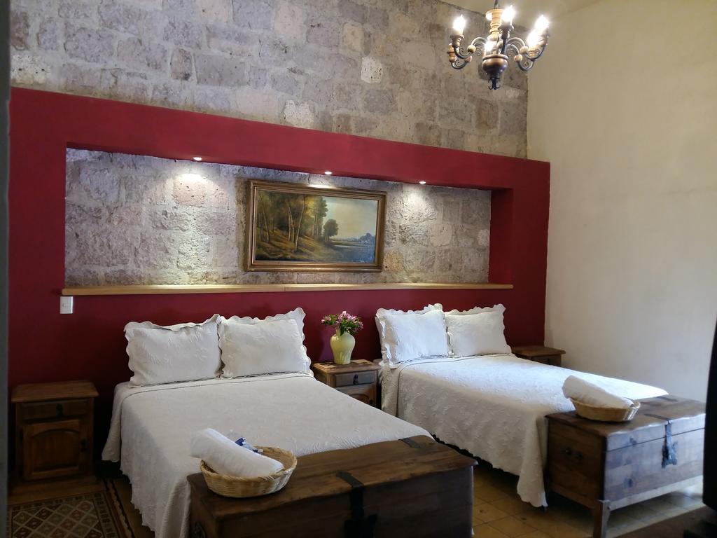 Casa Limonchelo Hotel B&B Morelia Exterior photo