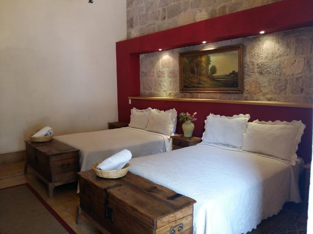 Casa Limonchelo Hotel B&B Morelia Exterior photo